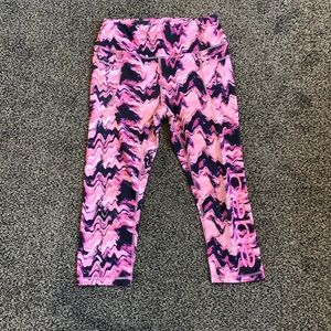 BEBE Sport Athletic Capri Leggings